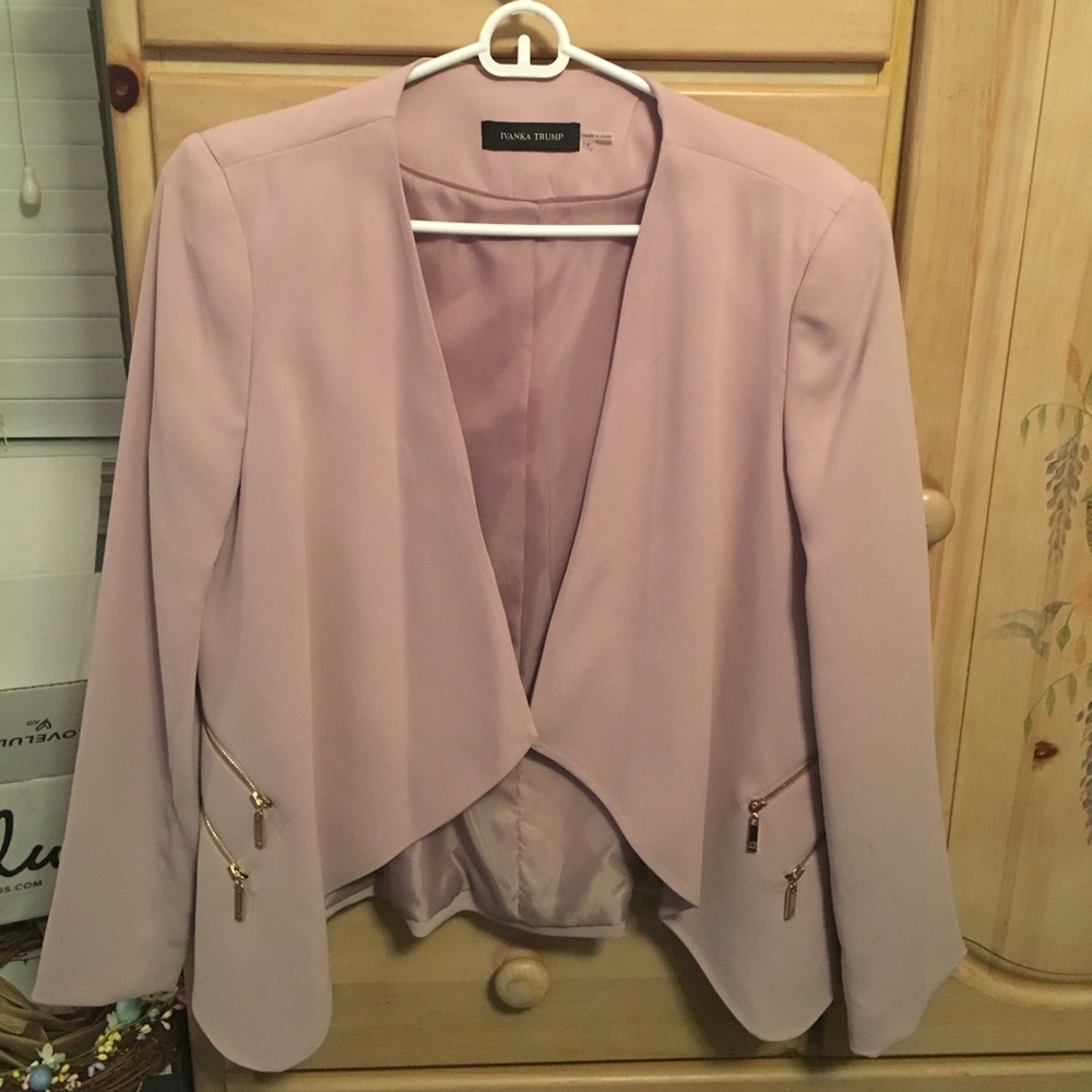 Ivanka Trump Rose color blazer